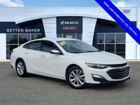 2020 Chevrolet Malibu for sale at Betten Baker Preowned Center in Twin Lake MI