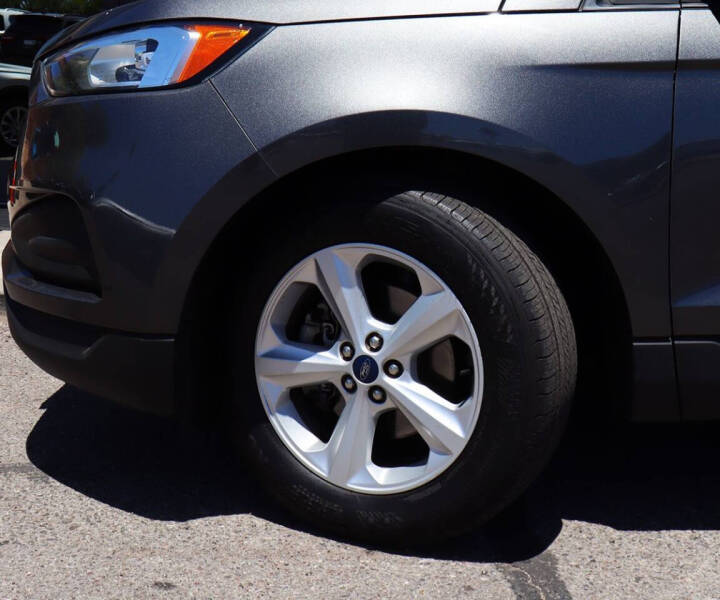 2020 Ford Edge SE