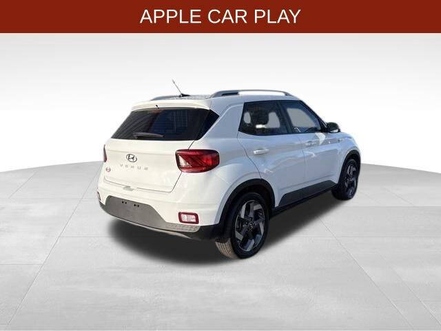 2024 Hyundai Venue SEL