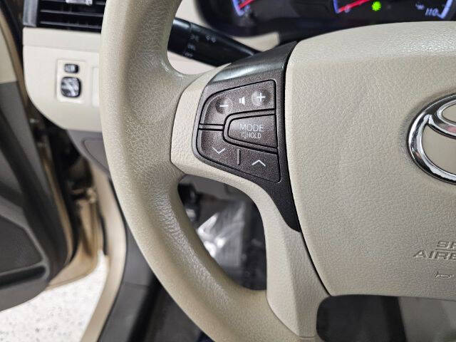 2014 Toyota Sienna LE 8-Passenger