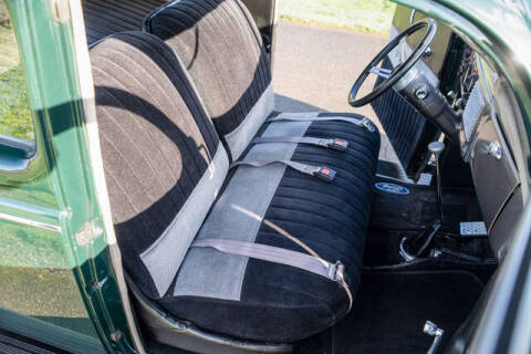 1939 Ford Deluxe