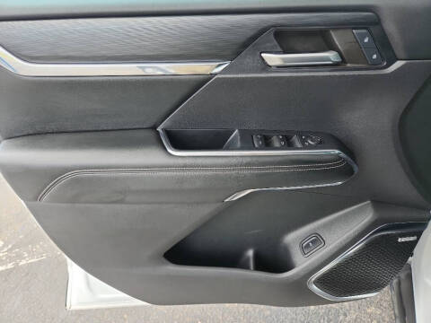 2024 GMC Acadia Elevation