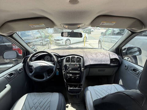 2004 Dodge Grand Caravan SE