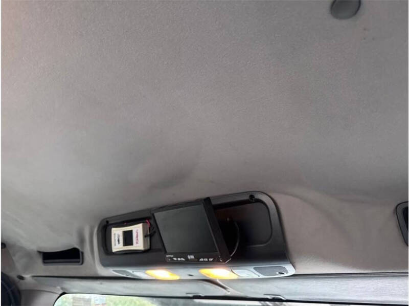 2017 Freightliner M2 106