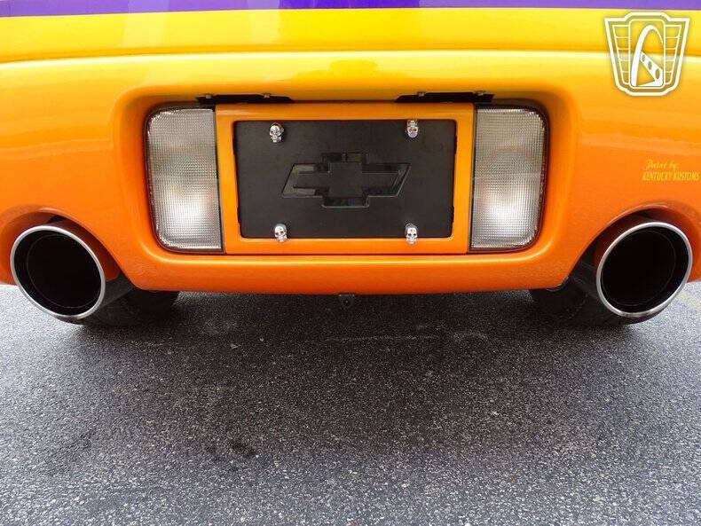 2004 Chevrolet SSR LS