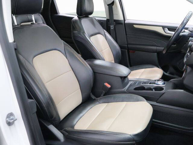 2021 Ford Escape Plug-In Hybrid Titanium