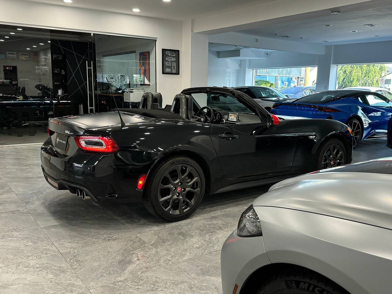 2017 FIAT 124 Spider for sale at Alpha Auto Long Island in Westbury, NY