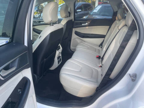2018 Ford Edge Titanium