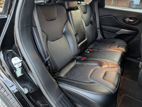 2022 Jeep Cherokee Latitude Lux