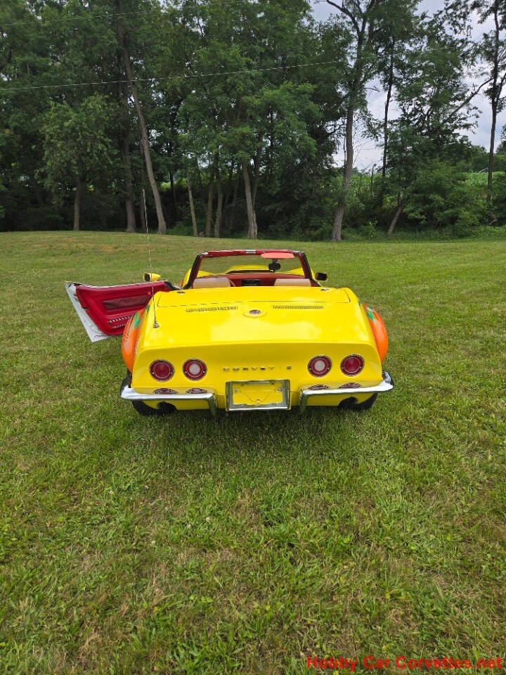 1969 Chevrolet Corvette 32