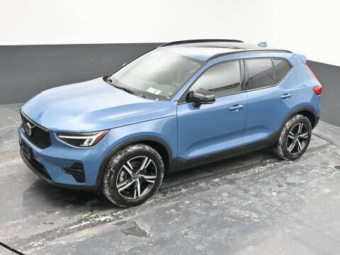 2024 Volvo XC40