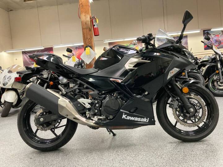Kawasaki Ninja 400 Image