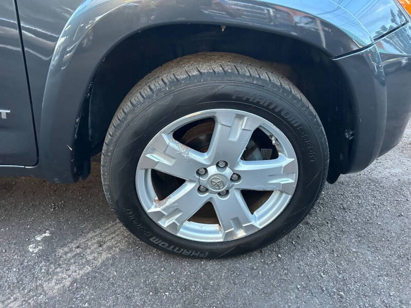 2007 Toyota RAV4 Sport