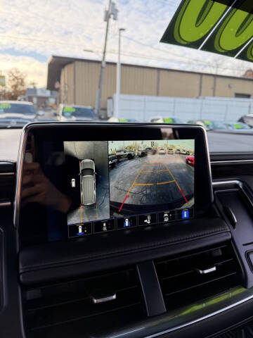 2022 Chevrolet Suburban LT