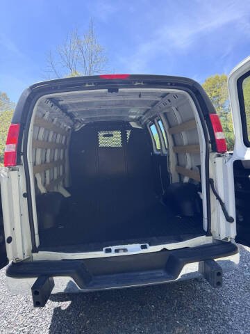 2024 GMC Savana 2500