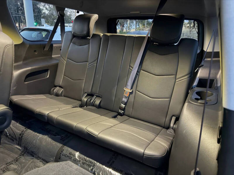 2016 Cadillac Escalade ESV Luxury Collection