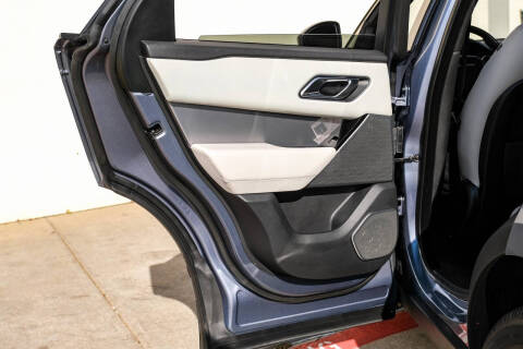 2019 Land Rover Range Rover Velar P250 R-Dynamic SE