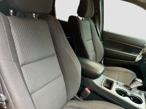 2019 Jeep Grand Cherokee Laredo E