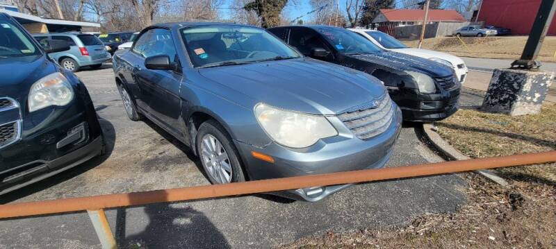 2008 Chrysler Sebring for sale at JJ's Auto Sales in Independence MO