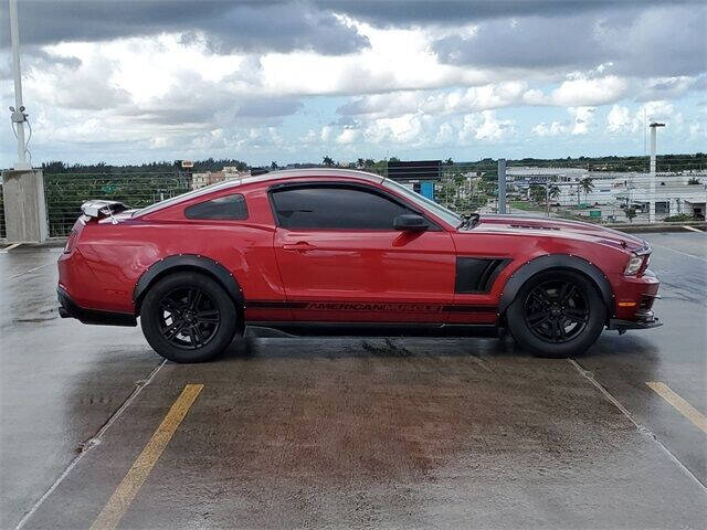 2012 Ford Mustang V6
