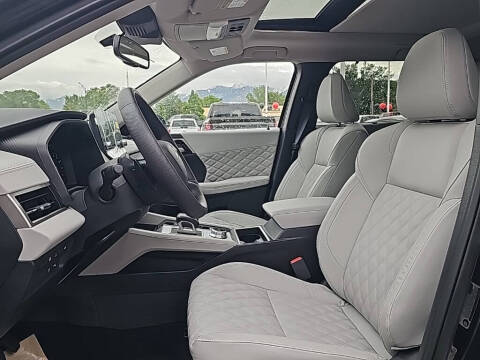 2025 Mitsubishi Outlander PHEV SEL