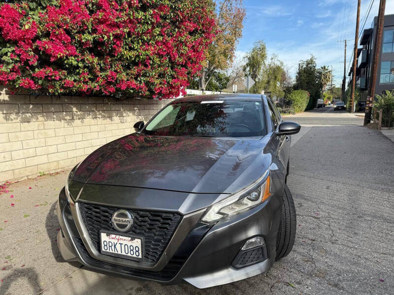 2020 Nissan Altima 2.5 SR