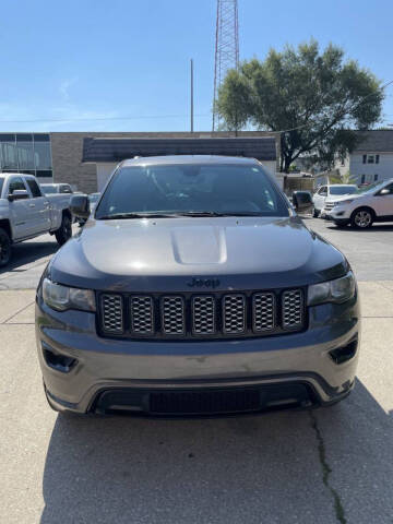 2017 Jeep Grand Cherokee Laredo