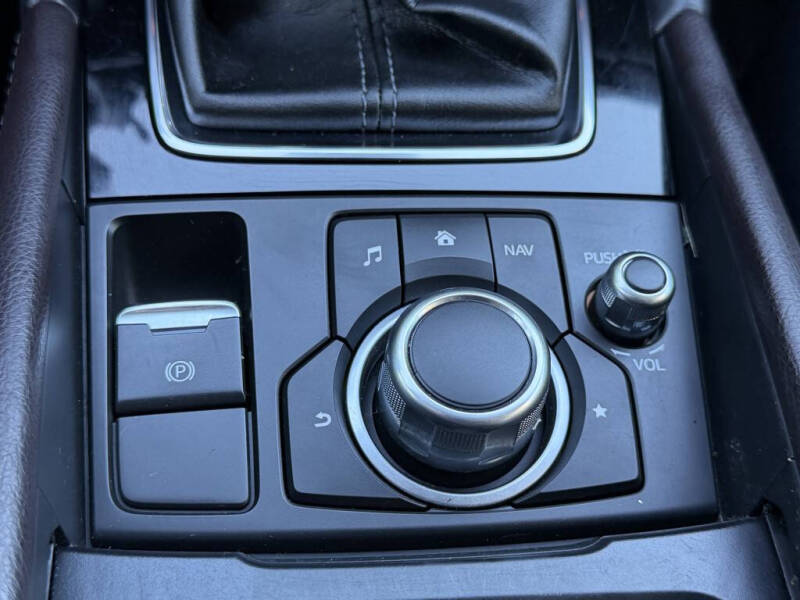 2018 Mazda MAZDA3 Grand Touring