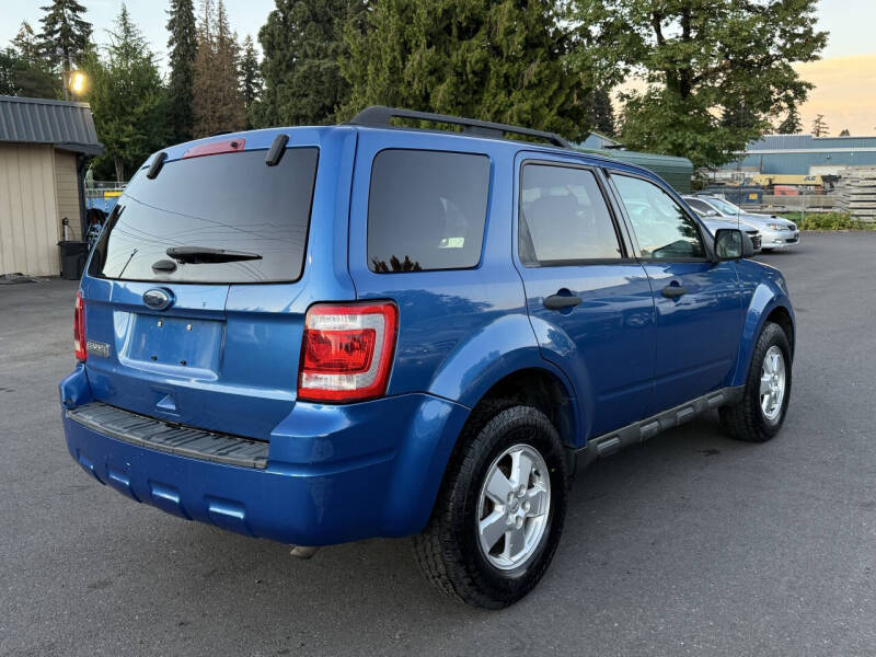 2011 Ford Escape XLT