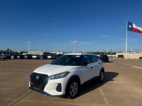 2023 Nissan Kicks S