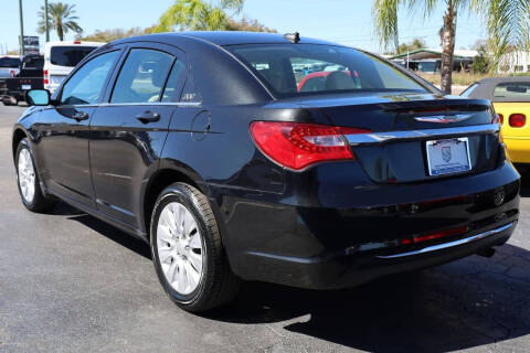 2011 Chrysler 200 LX