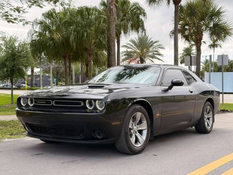 2020 Dodge Challenger - Image 1