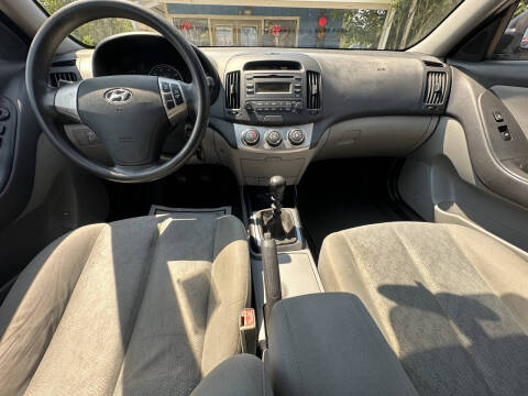 2010 Hyundai Elantra Blue