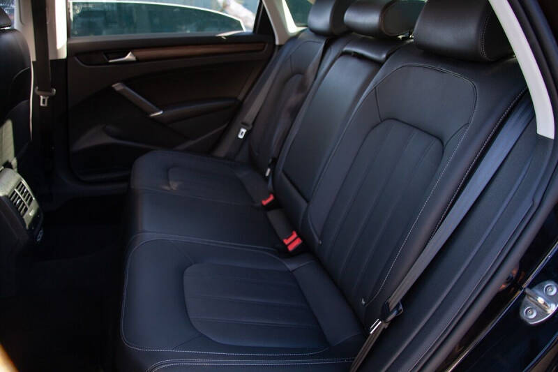 2020 Volkswagen Passat SEL