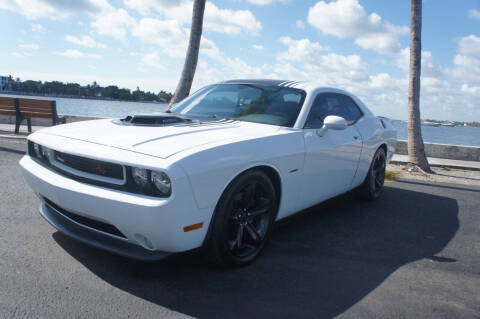 2014 Dodge Challenger R/T Shaker Package