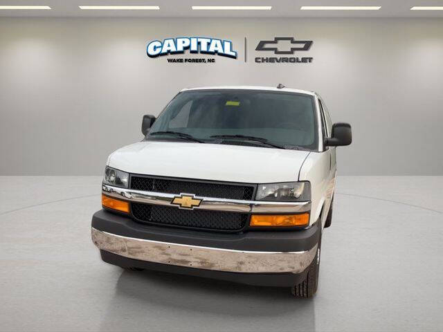 2025 Chevrolet Express 2500