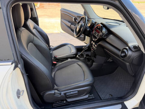 2015 MINI Hardtop 2 Door Cooper