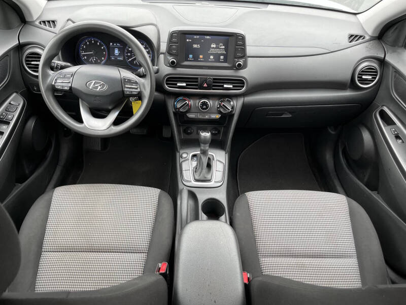 2021 Hyundai Kona SE