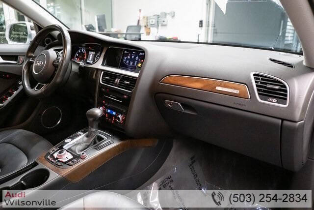 2016 Audi A4 2.0T quattro Premium Plus