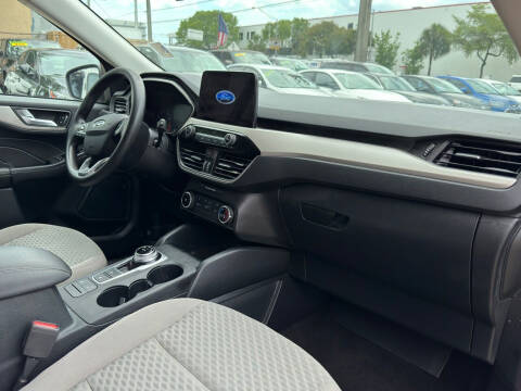 2021 Ford Escape SE