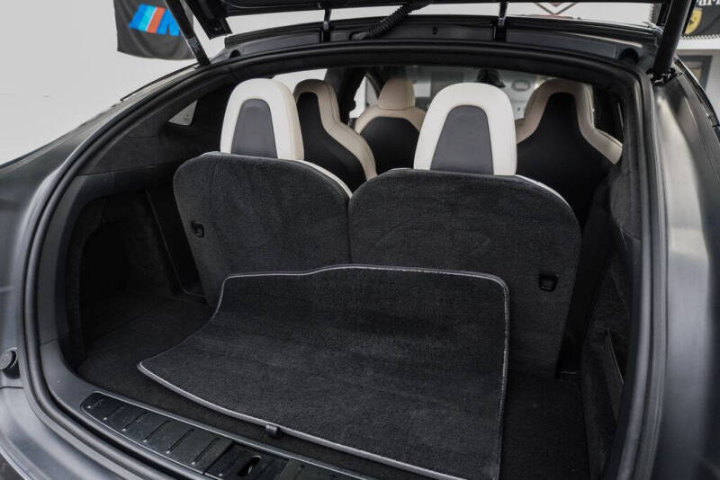 2023 Tesla Model X