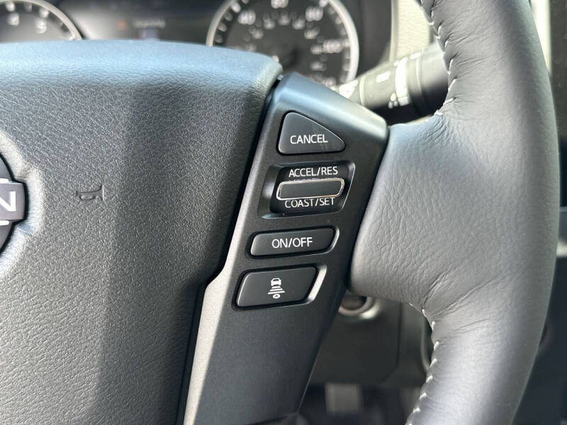 2025 Nissan Frontier SV