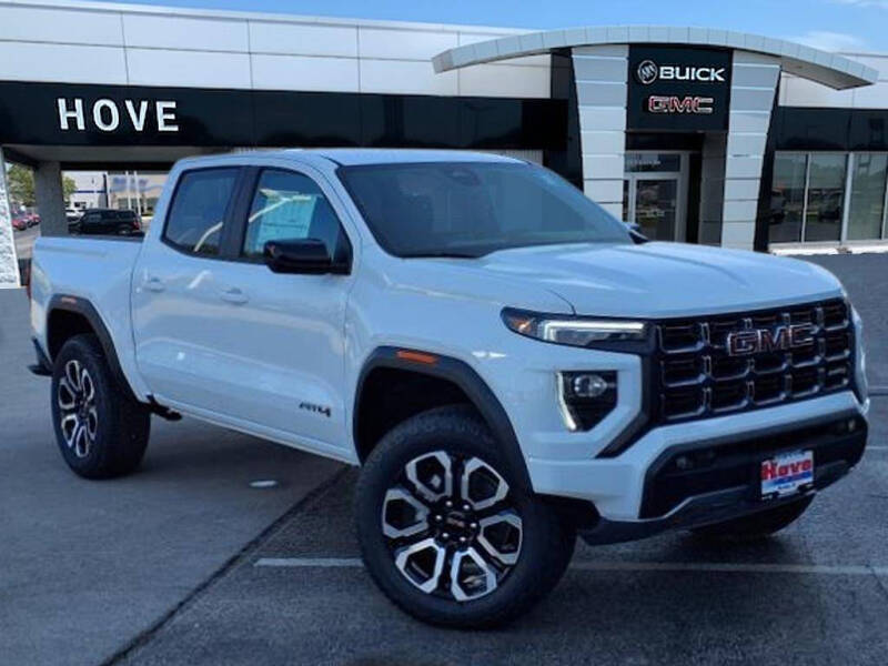 2025 GMC Canyon AT4's photo
