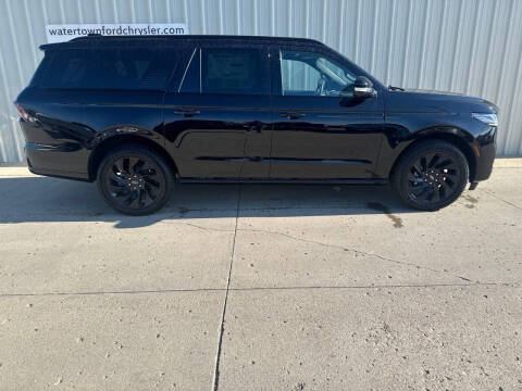 2027 Lincoln Navigator L Reserve