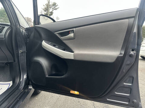 2013 Toyota Prius Three