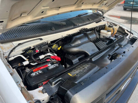 2011 Ford E-Series E-250