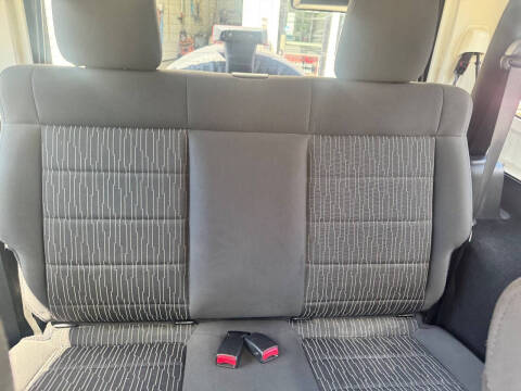 2012 Jeep Wrangler Sahara