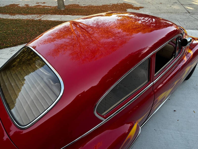 1949 Oldsmobile Futuramic 76