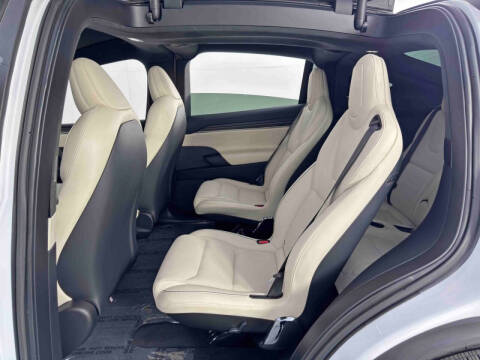 2022 Tesla Model X Plaid