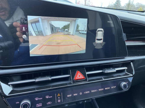 2025 Kia Niro Plug-In Hybrid EX